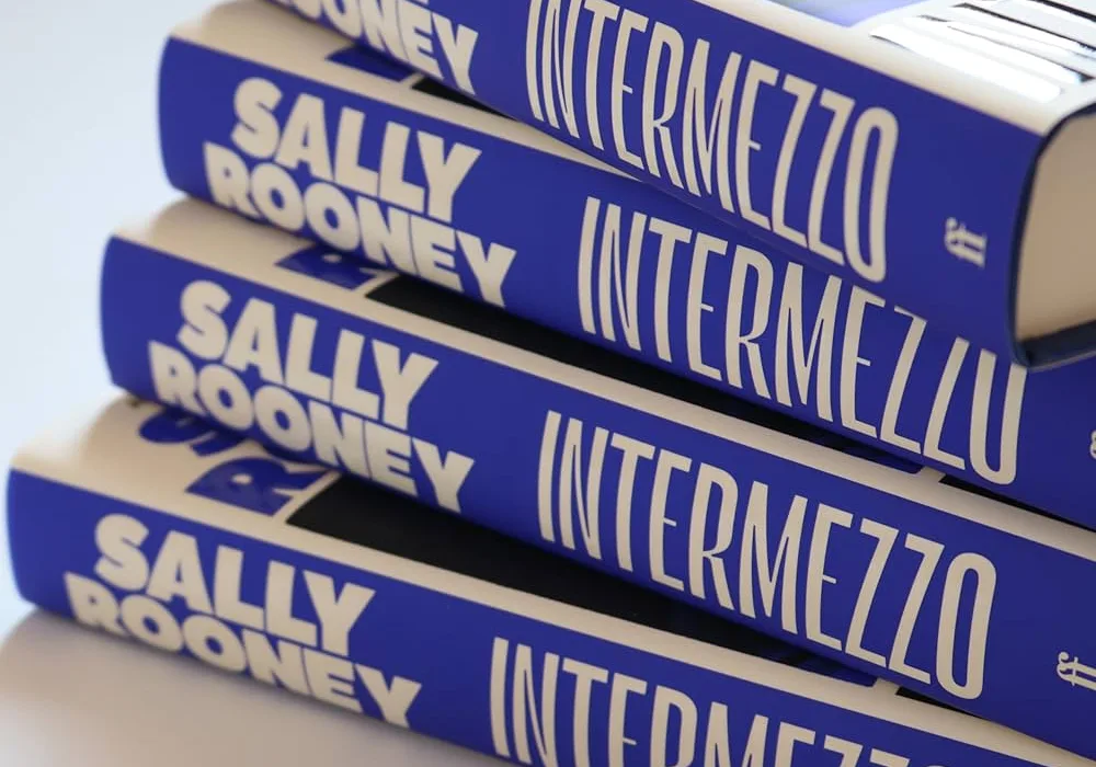 Sally Rooney’nin “Intermezzo” Kitabı