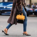Skinny Jean Modası Geri Mi Dönüyor? 2025'teki Yeni Trendi Keşfedin