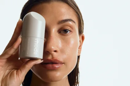 Elf Beauty, Rhode'u 1 Milyar Dolara Satın Aldı: Güzellik Endüstrisinde Tarihi Ortaklık