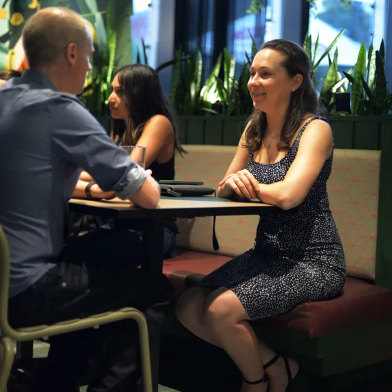 Modern Flörtte Hızın Yeni Adı: Speed Date