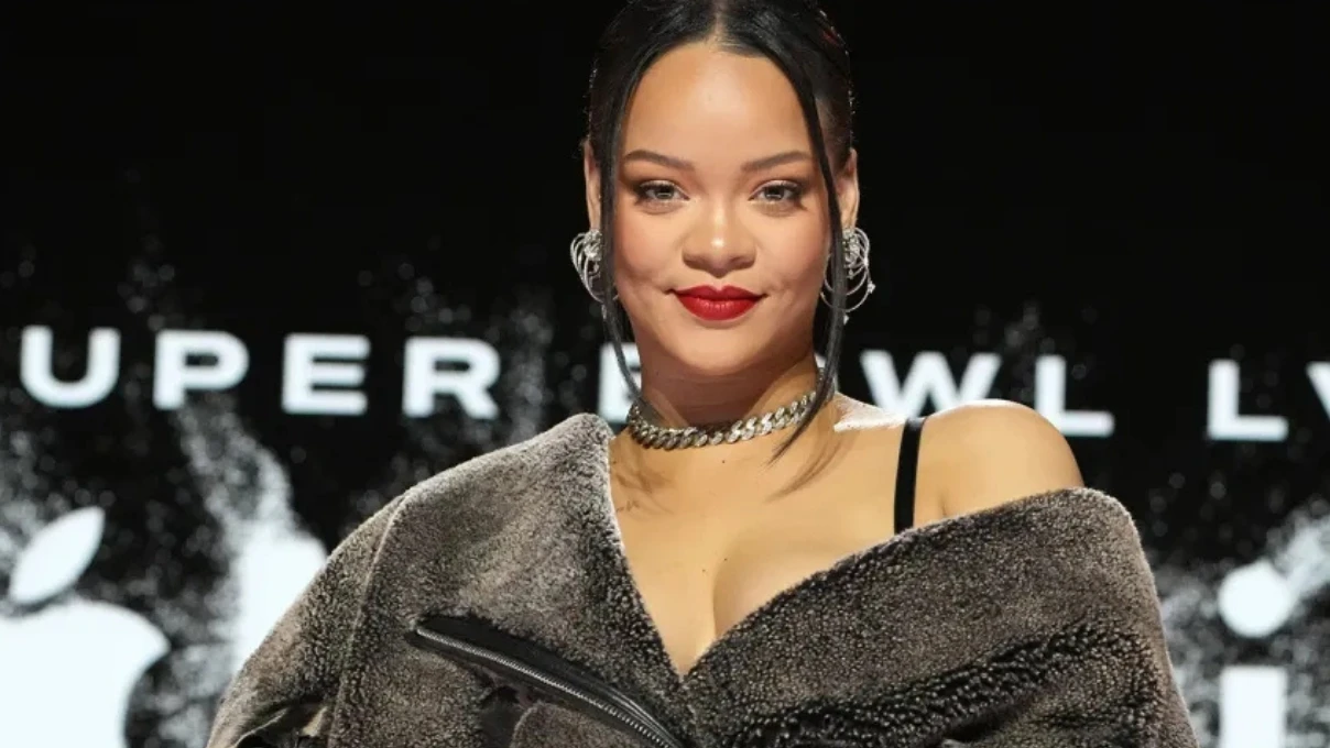 Rihanna 3 Yıl Sonra “Friend of Mine” ile Geri Dönüyor