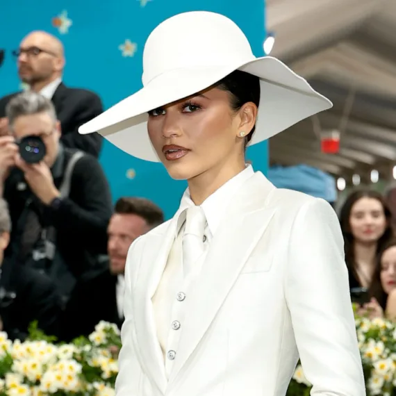 Zendaya 2025 Met Gala’da Göz Kamaştırdı: Gecenin En Şık Zoot Takımı Ona Aitti